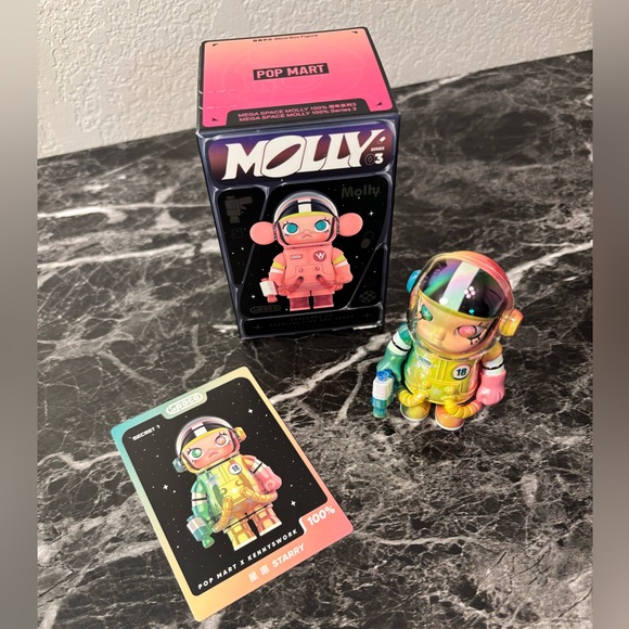 フィギュア MEGA SPACE MOLLY 100% シークレット1 STARRY フィギュア MEGA SPACE MOLLY 100% シークレット1 STARRY